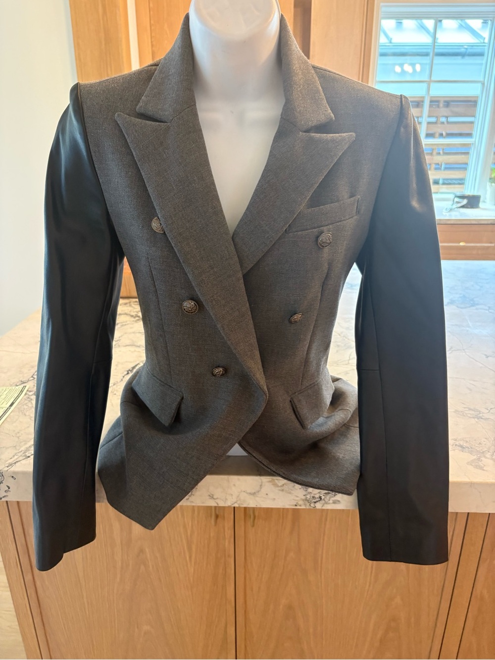 Tailored Gray Wool Blend Blazer nwot designer with Black Leather Sleeves NWOT